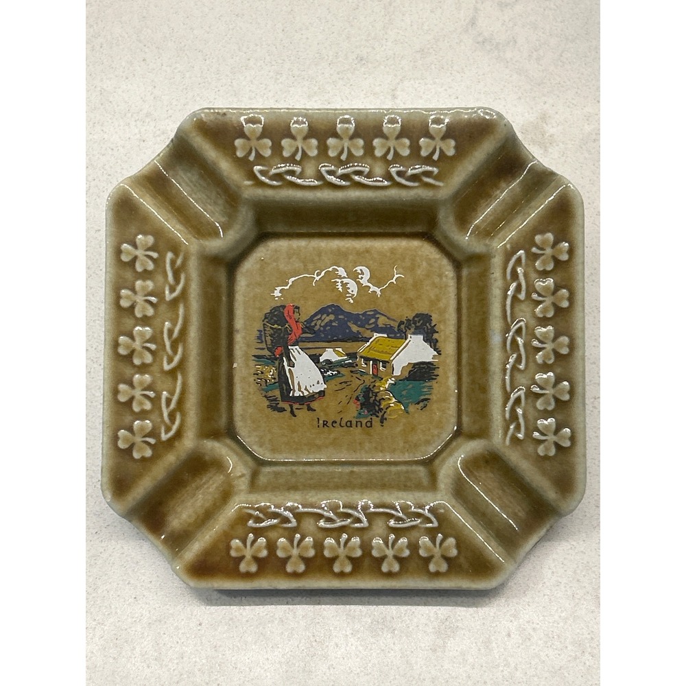 Vintage Wade Ashtray 4x4 Green Irish Porcelain Shamrock Retro Cottage